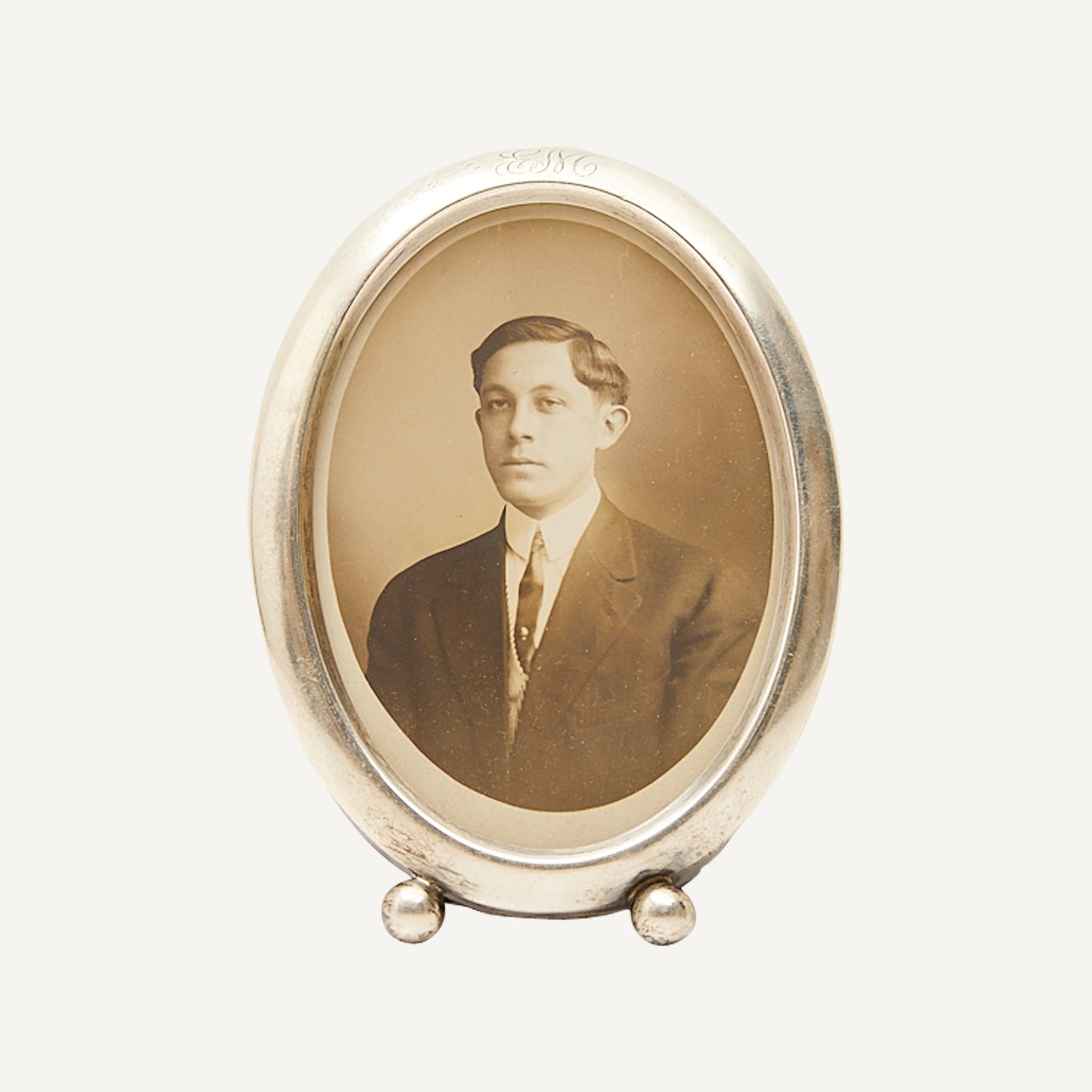 ANTIQUE STERLING SILVER PICTURE FRAME