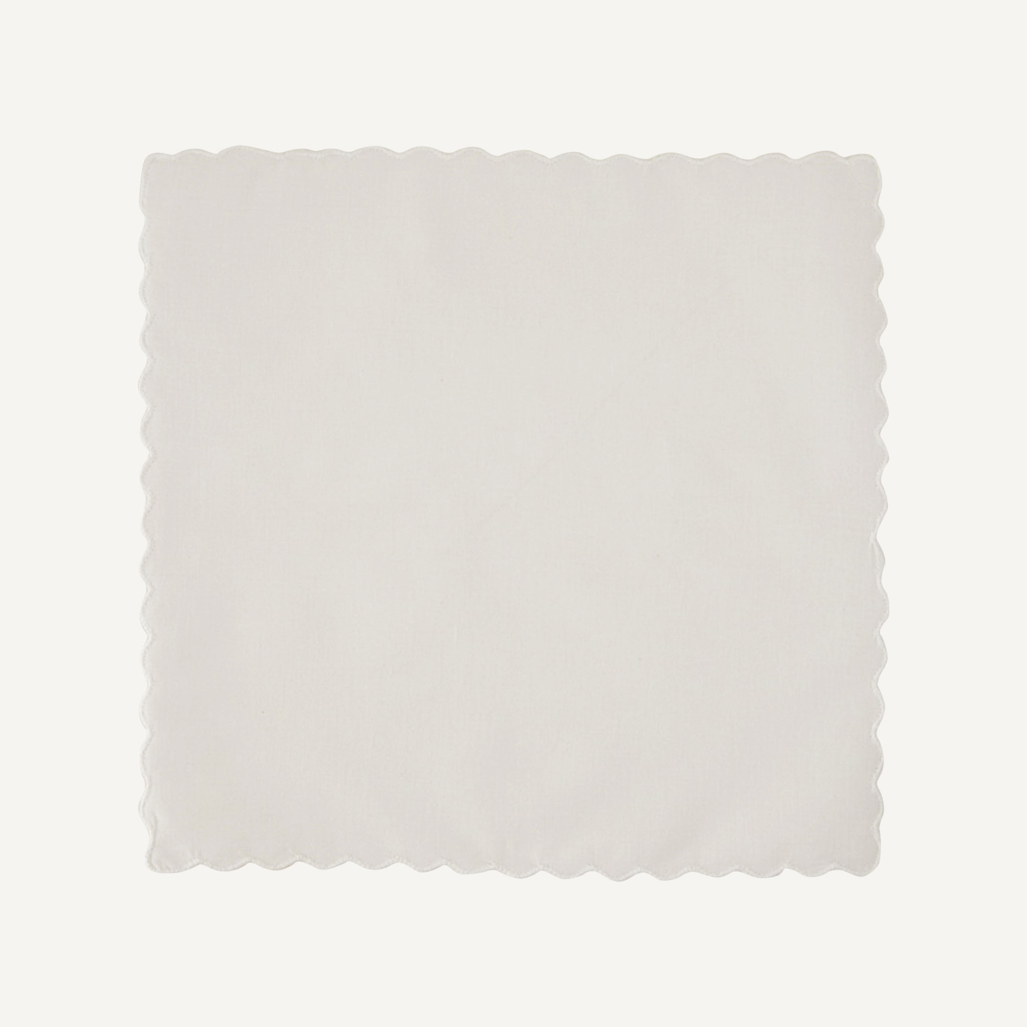 VINTAGE SCALLOPED HANDKERCHIEF