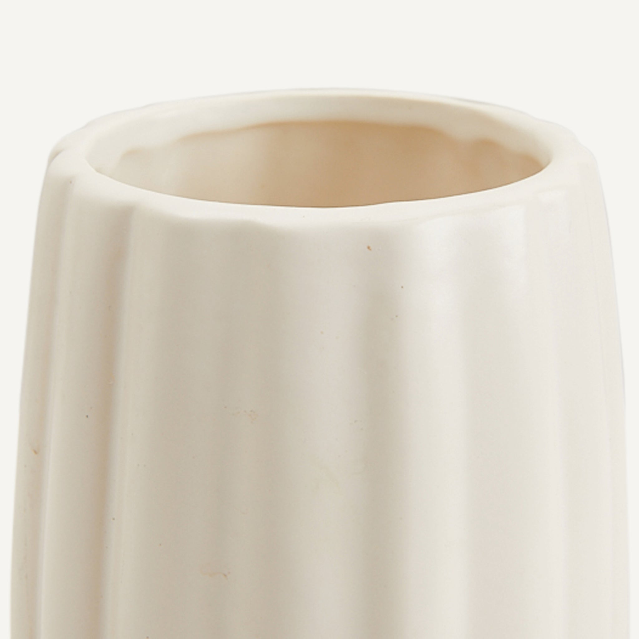 VINTAGE USA POTTERY VASE