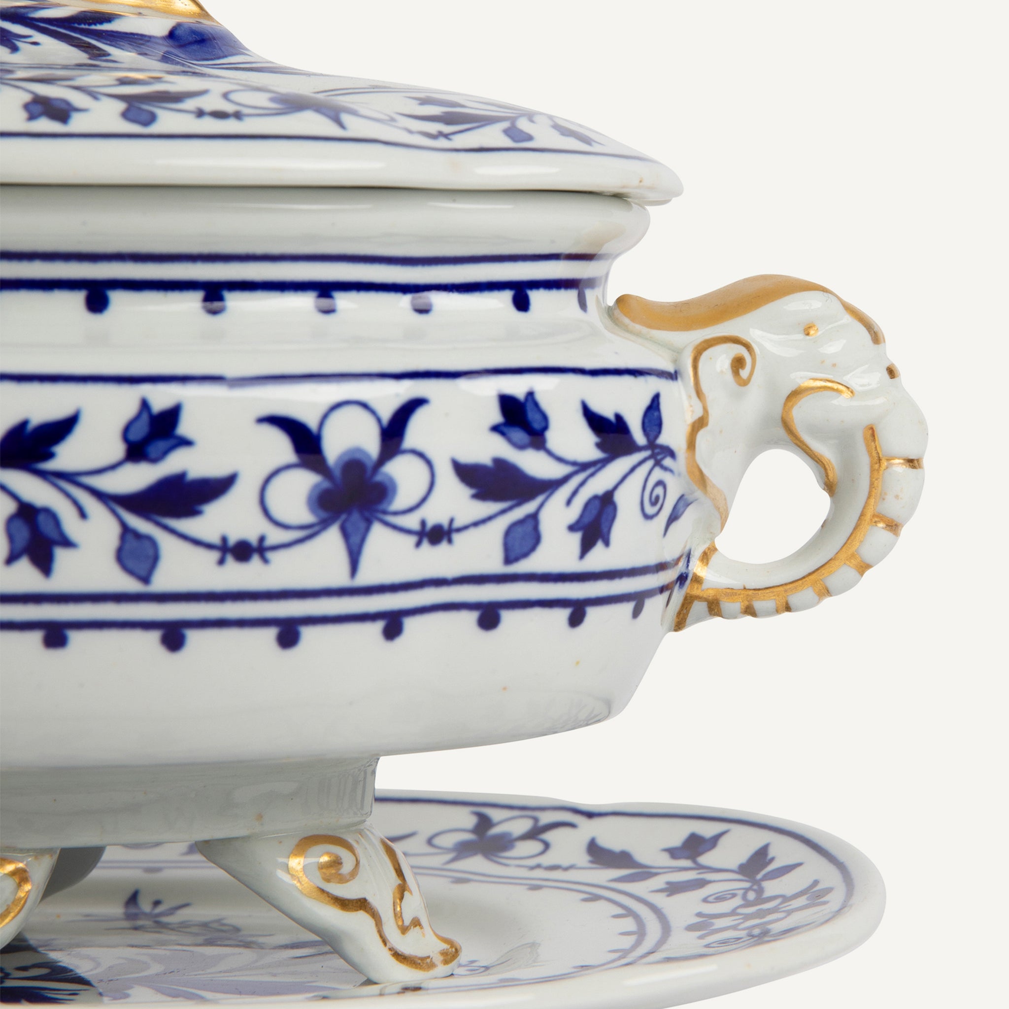 VINTAGE ROYAL WORCESTER COVERED FOOTED SAUCE TUREEN