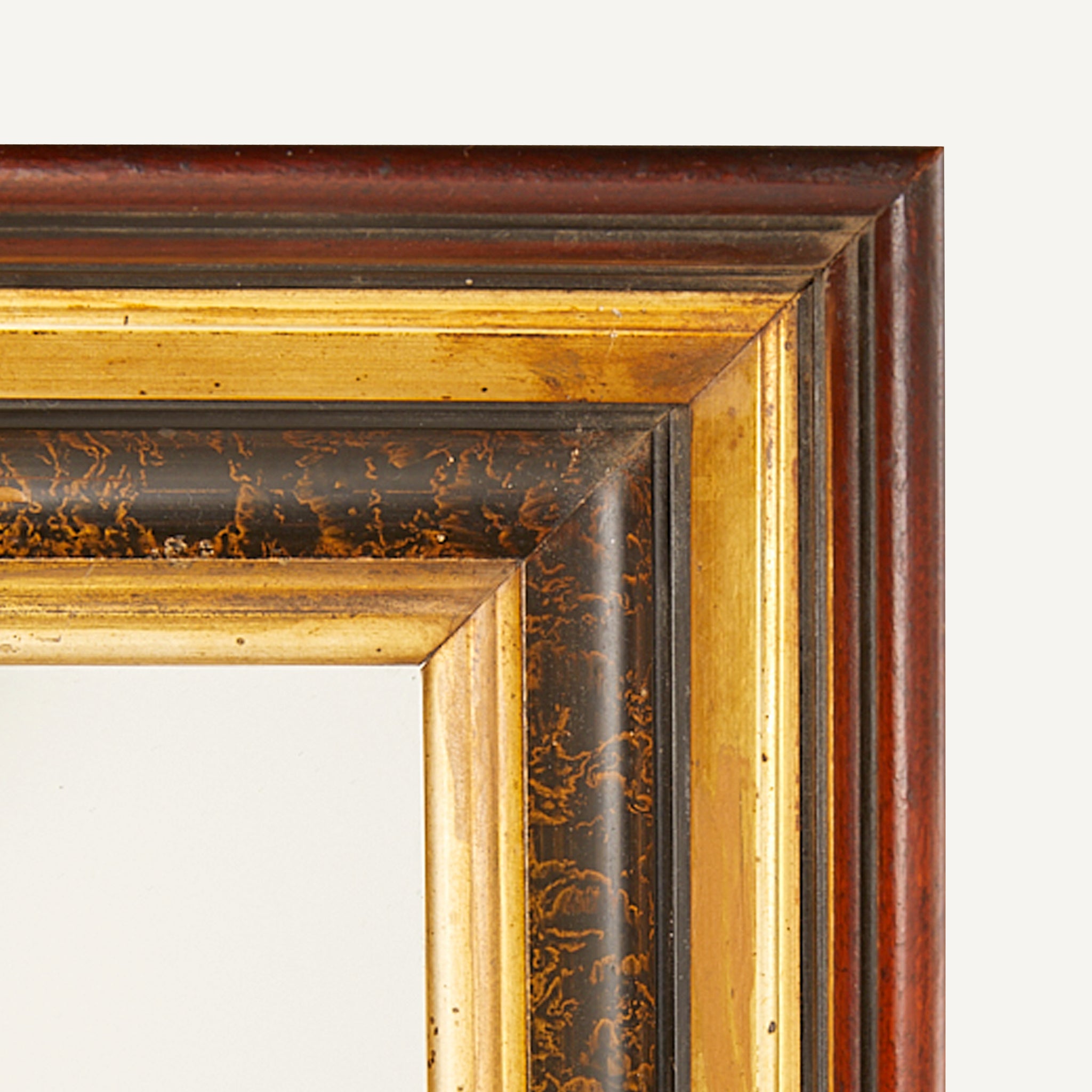 ANTIQUE VICTORIAN FRAMED MIRROR – PLAIN GOODS