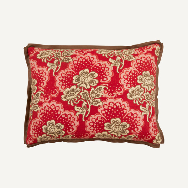 VINTAGE FLORAL FABRIC PILLOW