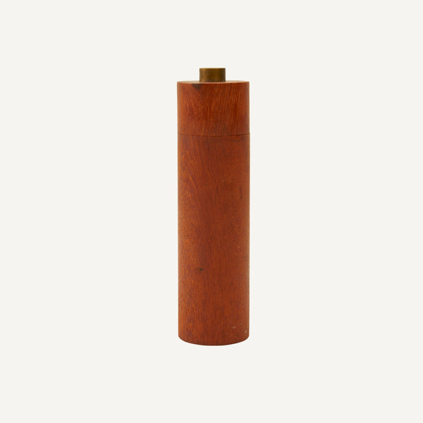 VINTAGE TEAK PEPPER MILL