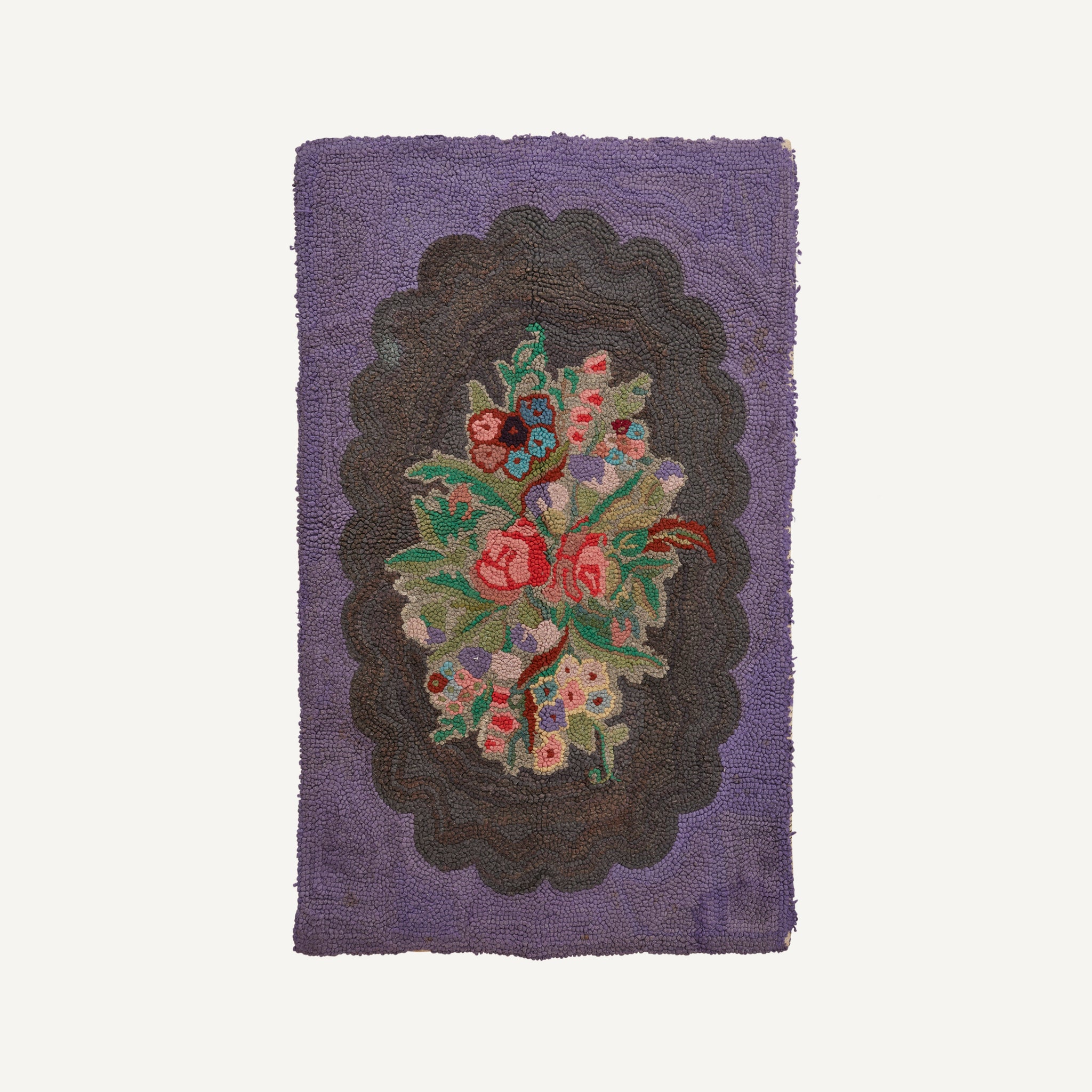 VINTAGE HOOK RUG
