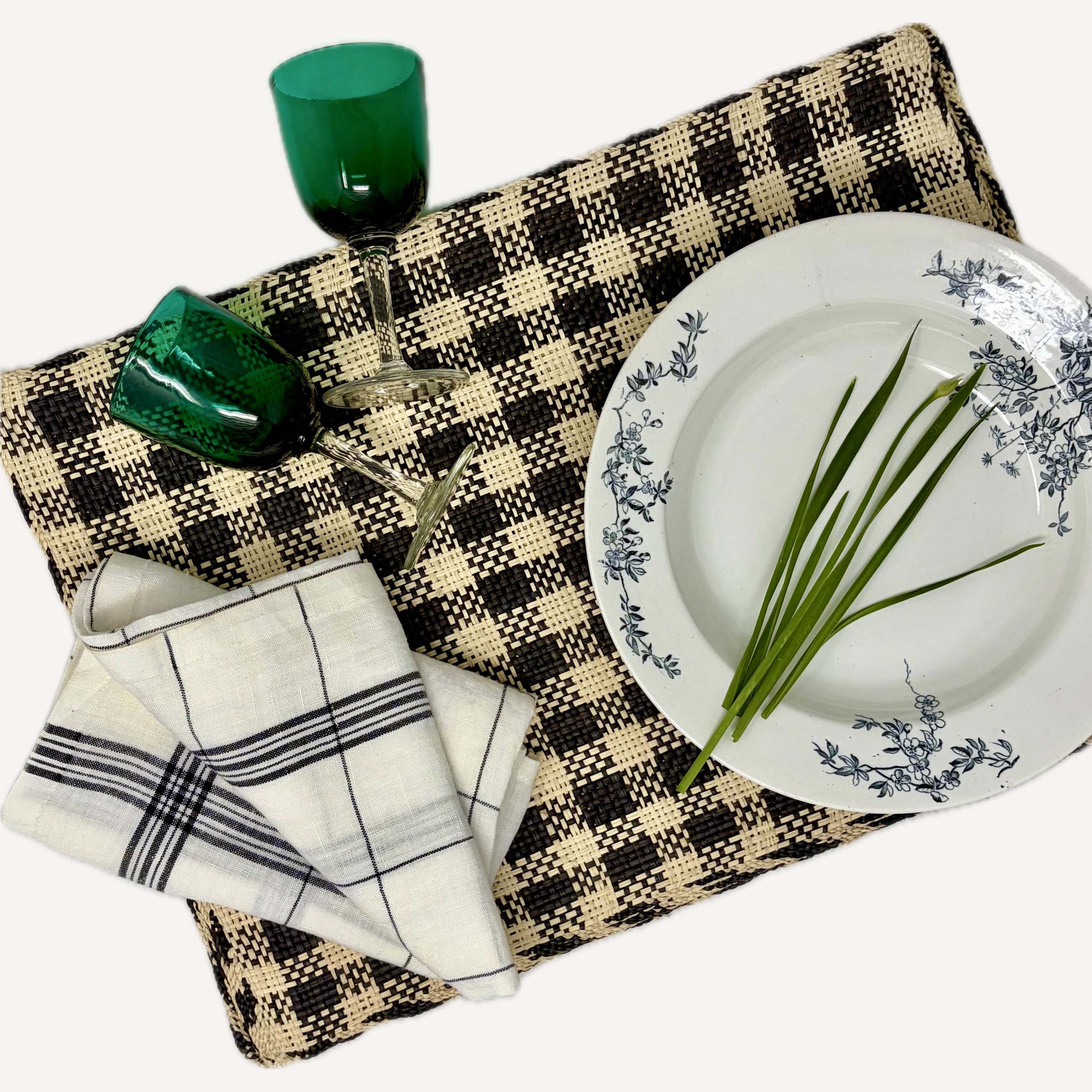 HANDWOVEN BLACK CHECK STRAW PLACEMATS