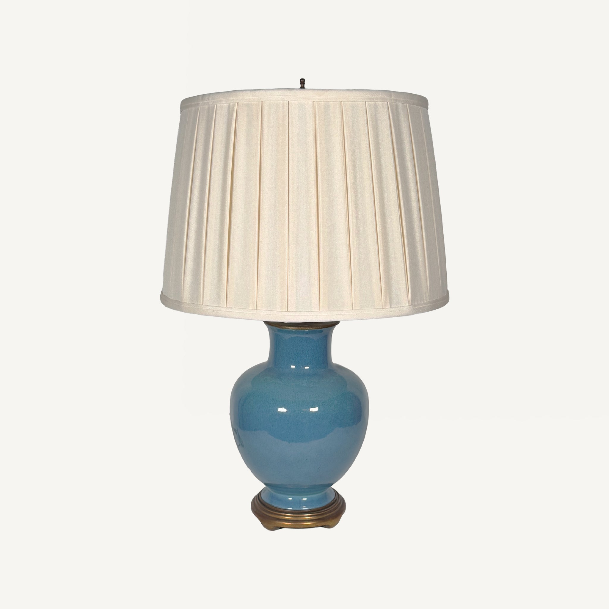 ANTIQUE CERAMIC LAMP