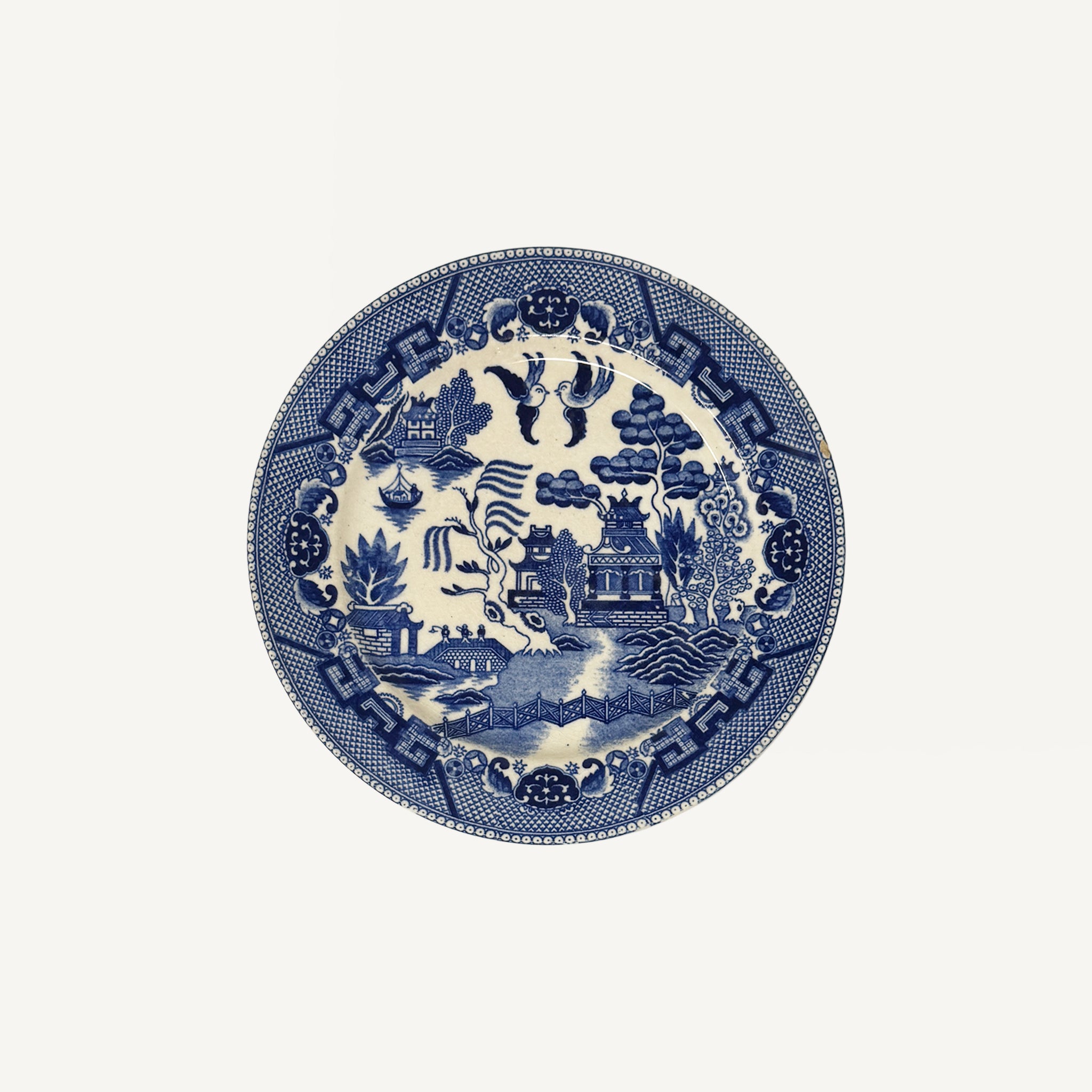 ANTIQUE BLUE WILLOW PLATE