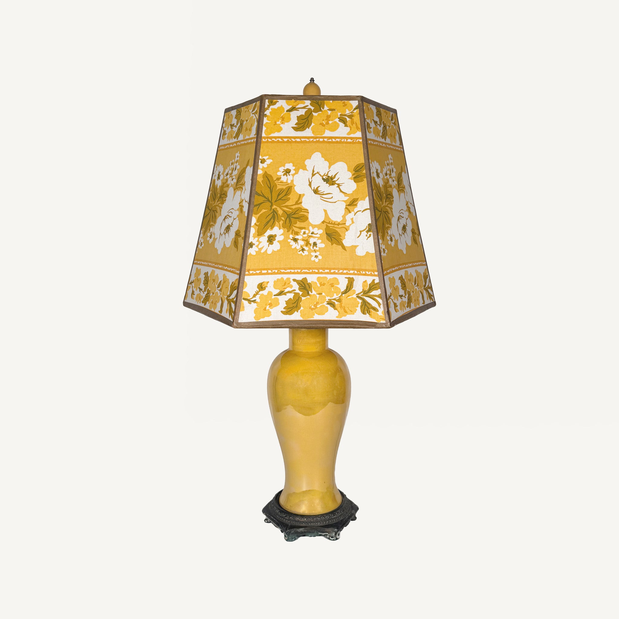ANTIQUE CHINESE MONOCHROME LAMP
