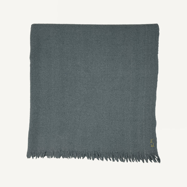 HANDWOVEN WOOL THROW