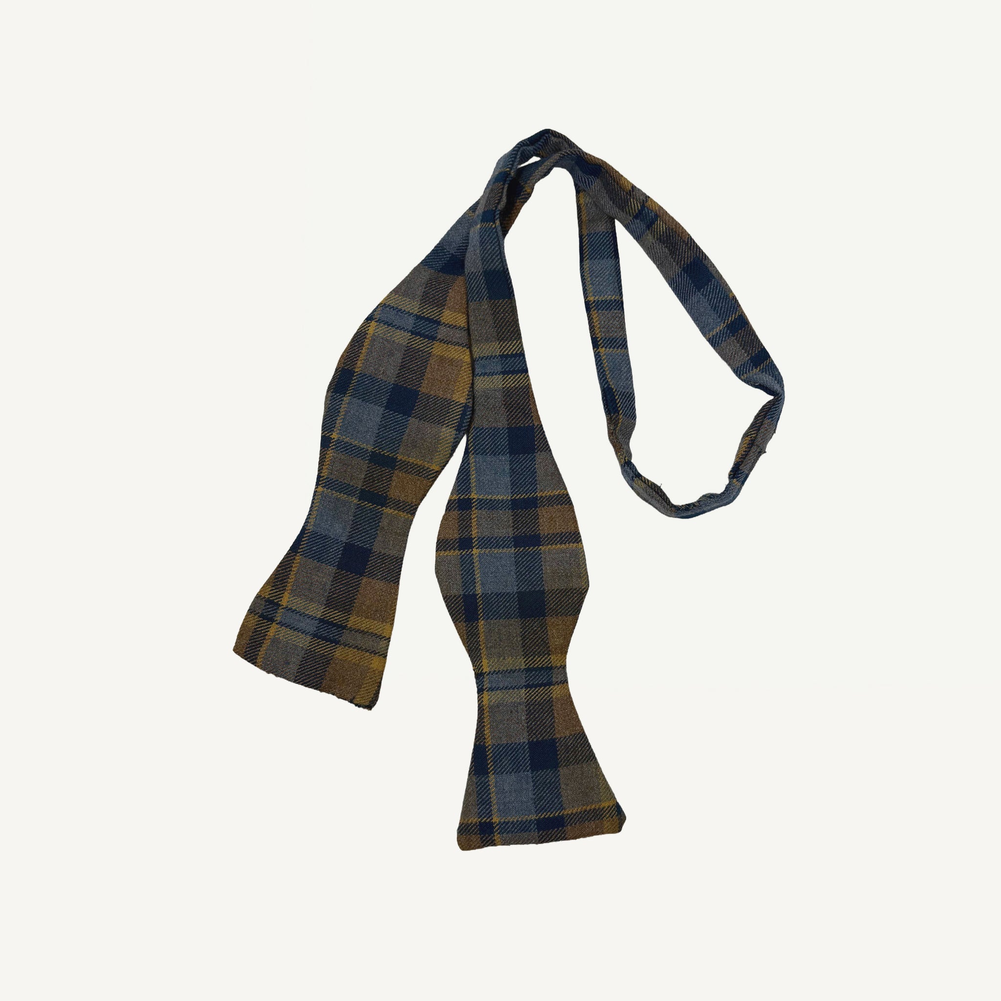 VINTAGE BOW TIE