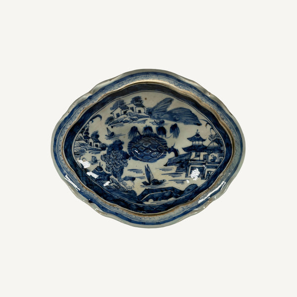 ANTIQUE CANTON COVERED SERVING DISH