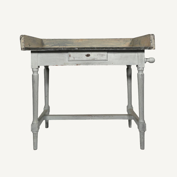 ANTIQUE WASHSTAND