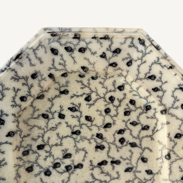 ANTIQUE HOPBERRY PLATTER