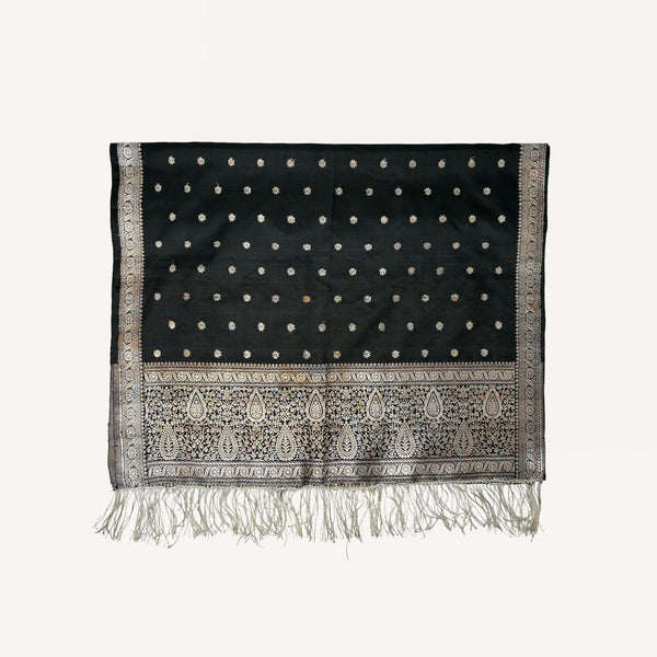 VINTAGE SILK SCARF