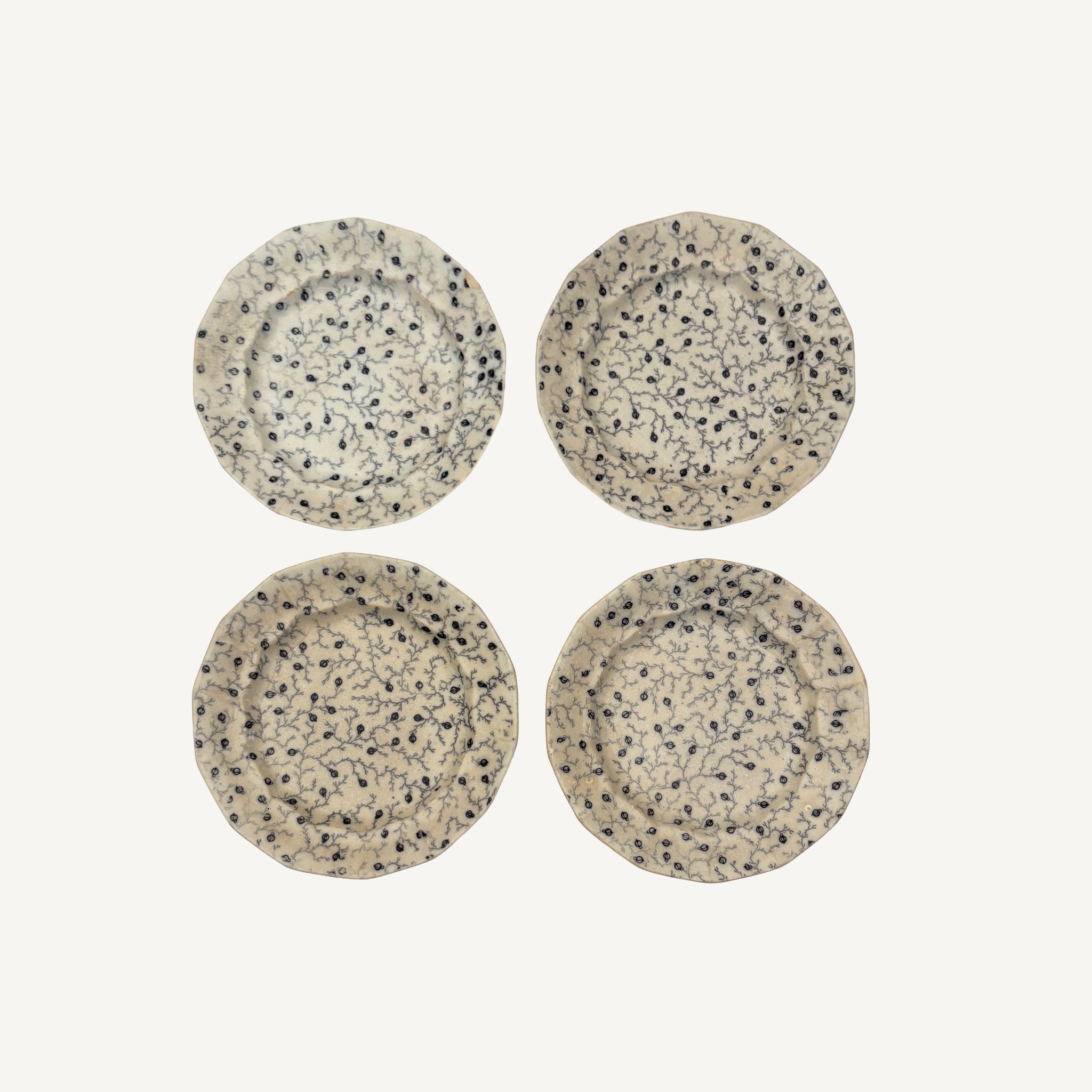 ANTIQUE HOPBERRY PLATES