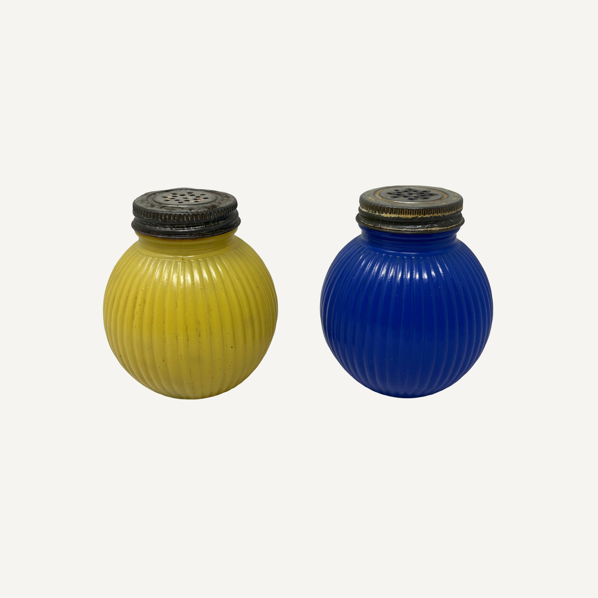 VINTAGE GLASS SALT & PEPPER SHAKERS