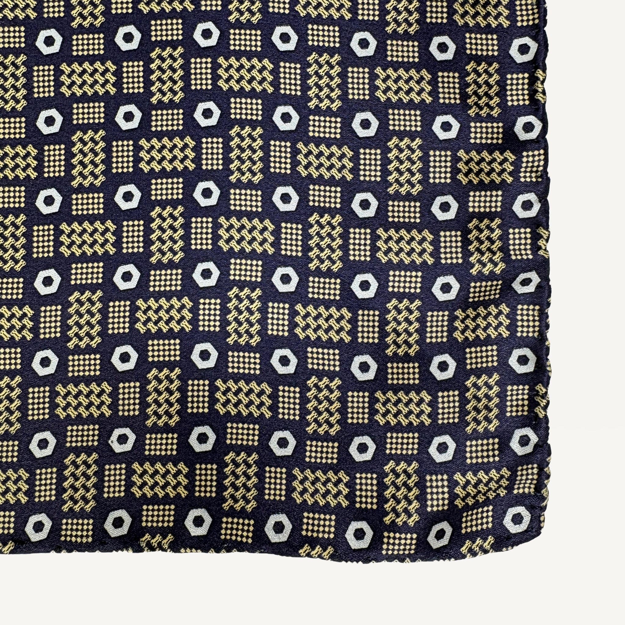 VINTAGE POCKET SQUARE
