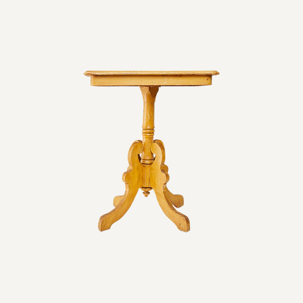 ANTIQUE COTTAGE TABLE