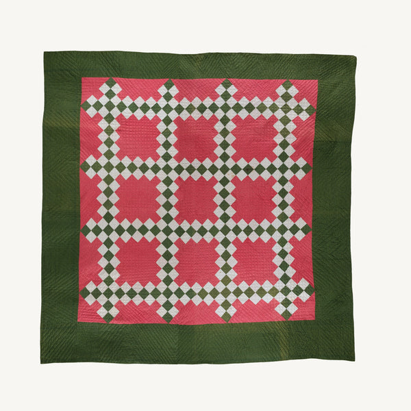 ANTIQUE IRISH CHAIN QUILT