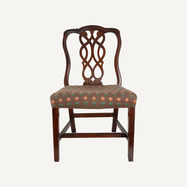 ANTIQUE MAHOGANY CHIPPENDALE CHAIR
