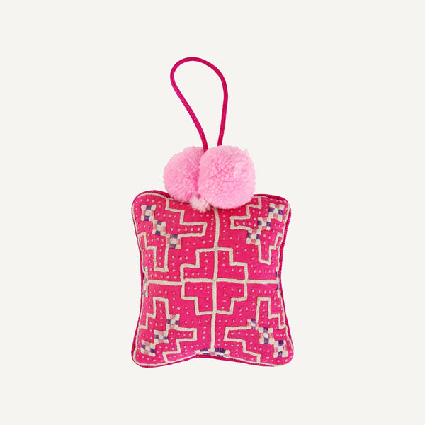 VINTAGE PIN CUSHION