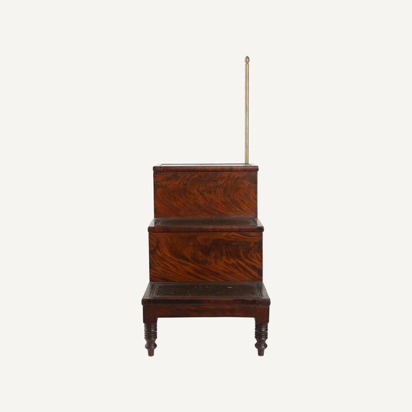 ANTIQUE ENGLISH STEPS