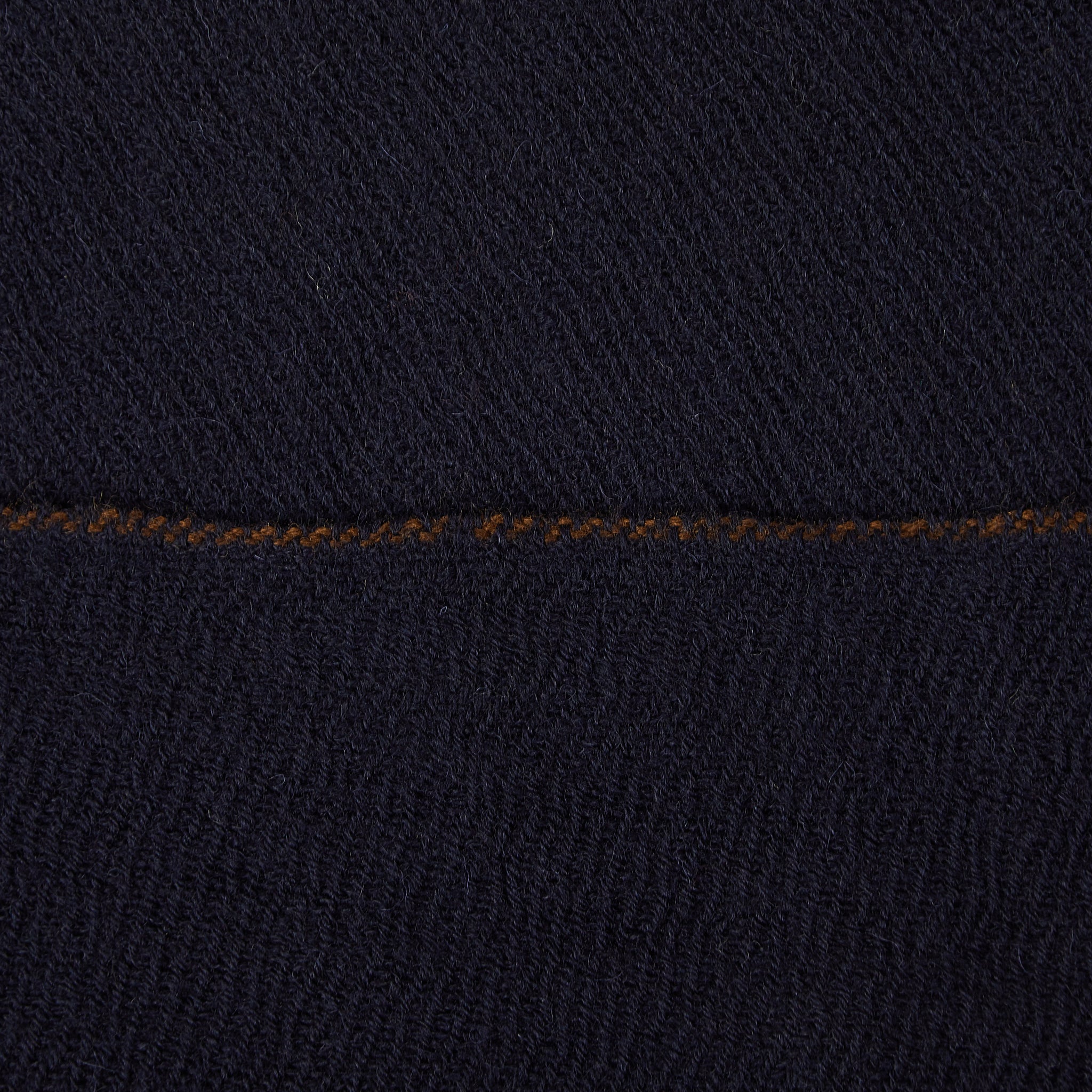PLAIN GOODS PIPED EDGE SCARF