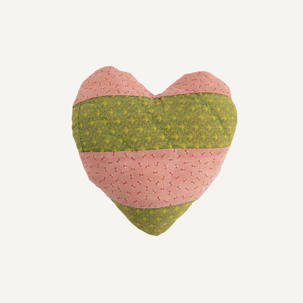 ANTIQUE QUILTED HEART
